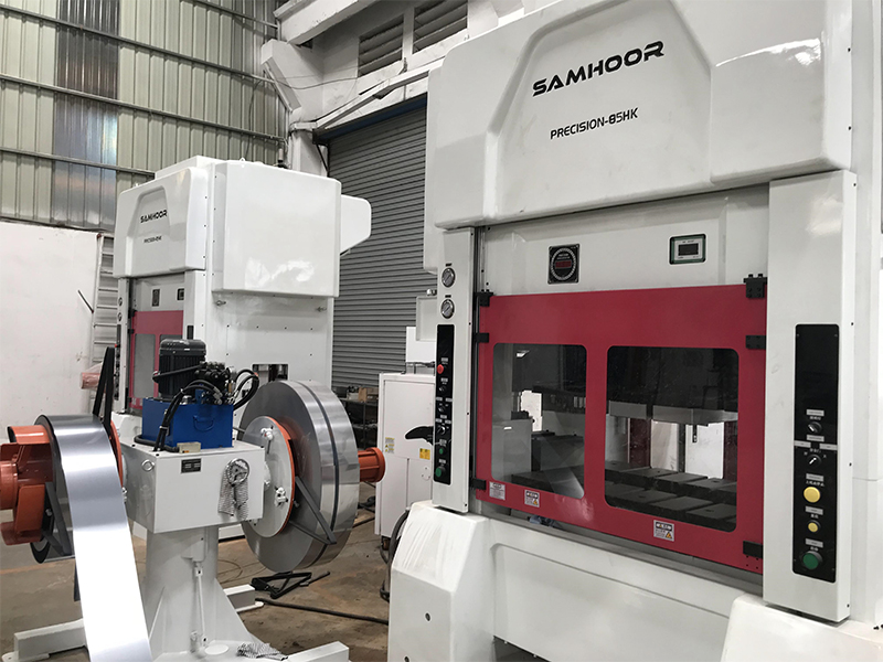 The role of environmentally friendly and energy saving high speed punch three in one feeder