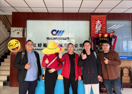 Indonesian Customers Pay a Visit to Samhoor High-Speed Precision Press Manufacturing Factory