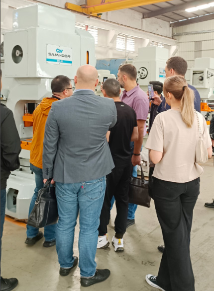 Russia��s Industrial Upgrade: Samhoor High-Speed Punch Press Total Solutions