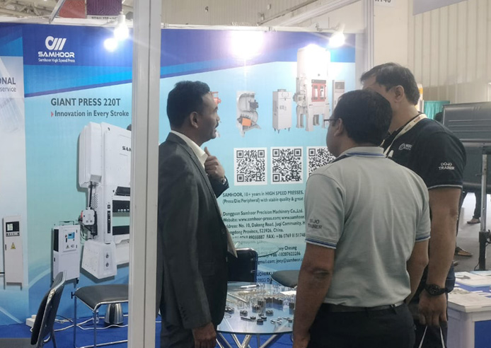 Samhoor Flexible at India IMTEX